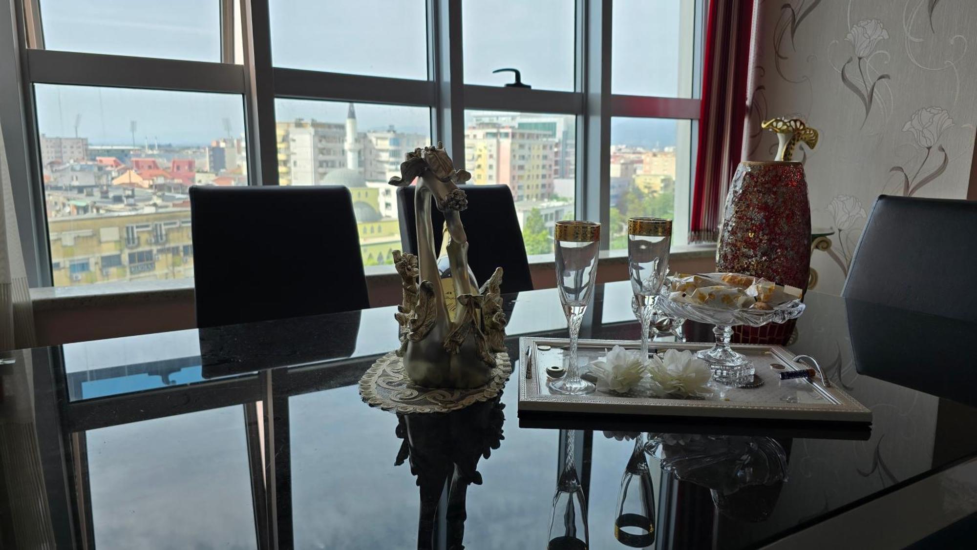 Amy'S Luxury Appartment Shkodër Esterno foto