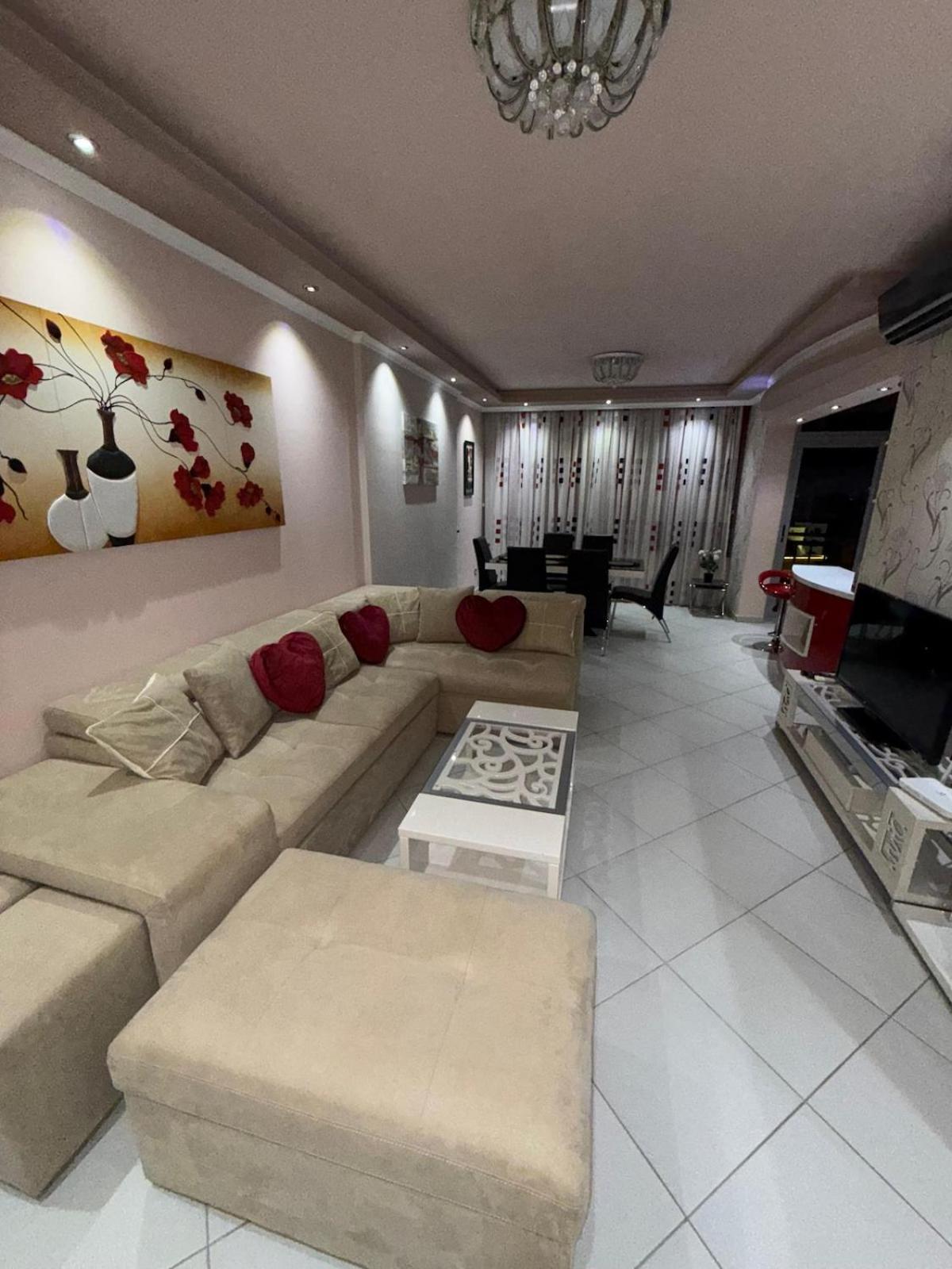 Amy'S Luxury Appartment Shkodër Esterno foto